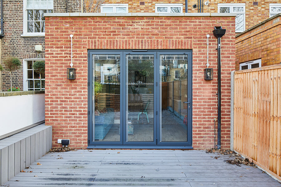 extension with flat roof