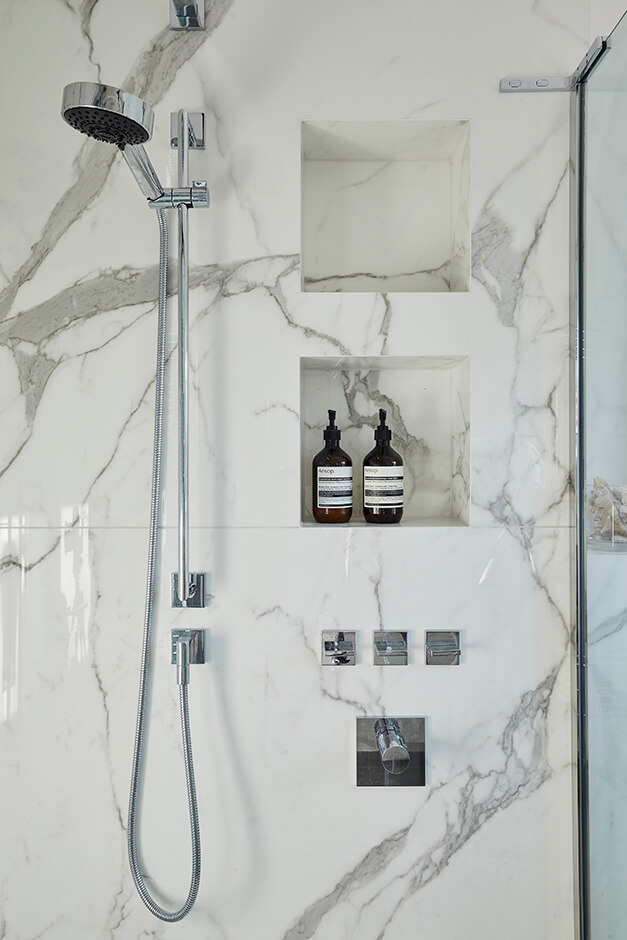 modern shower with detachable shower head and shower shelves