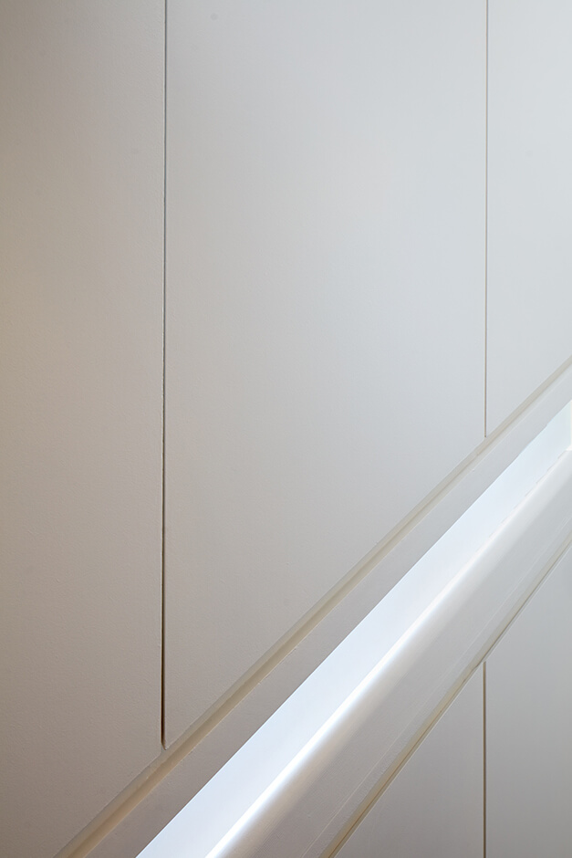 modern white built-in stogare cabinets